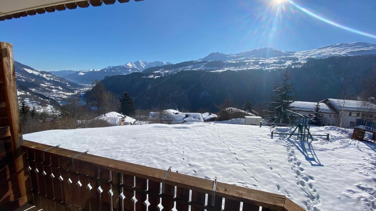 Familien Und Wanderhotel Clarezia Breil/Brigels Exterior photo